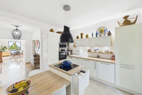Lejlighed i Ajaccio, Corse-du-Sud, Ajaccio - € 850.000 | Ref: VA10565-MAXIMMO - foto 7