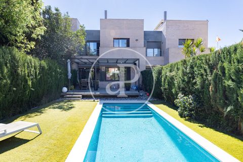 Villa i Premia De Mar, Barcelona, Premia De Mar - € 859.000 | Ref: VBM2603002 - foto 1