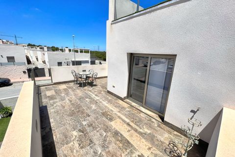 Villa i Punta Prima, Alicante, Punta Prima - € 555.000 | Ref: 770855 - foto 25