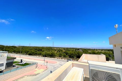 Villa i Punta Prima, Alicante, Punta Prima - € 555.000 | Ref: 770855 - foto 27