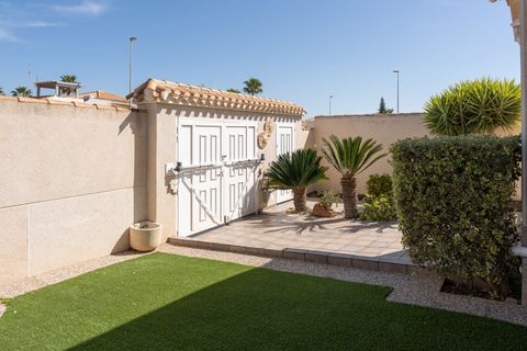 Villa i Playa Flamenca, Alicante, Playa Flamenca - € 585.000 | Ref: CM284 - foto 3