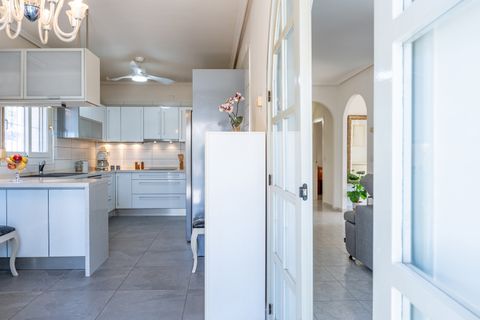 Villa i Playa Flamenca, Alicante, Playa Flamenca - € 585.000 | Ref: CM284 - foto 9
