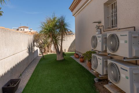 Villa i Playa Flamenca, Alicante, Playa Flamenca - € 585.000 | Ref: CM284 - foto 22
