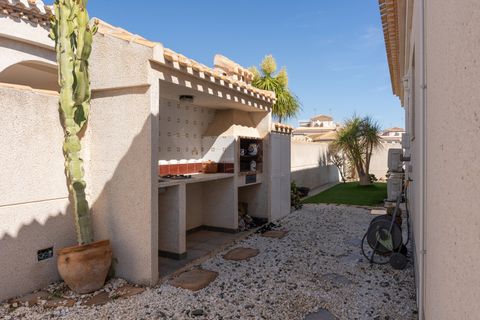 Villa i Playa Flamenca, Alicante, Playa Flamenca - € 585.000 | Ref: CM284 - foto 28