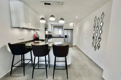 Villa a Cabo Roig, Alicante, Cabo Roig - € 799.000 | Ref: 770837 - foto 13