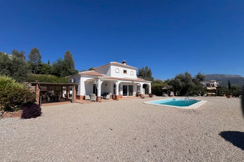 Villa i Vinuela, Malaga, Vinuela - € 425.000 | Ref: IRE2607 - foto 28