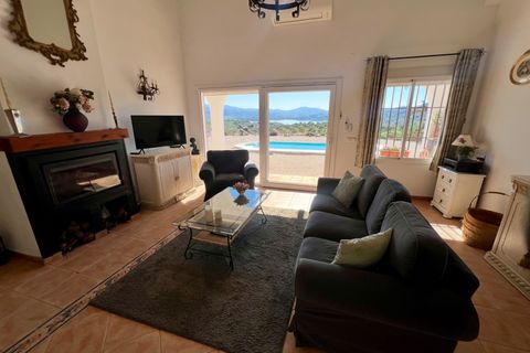 Villa i Vinuela, Malaga, Vinuela - € 425.000 | Ref: IRE2607 - foto 5