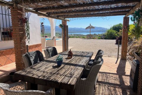 Villa i Vinuela, Malaga, Vinuela - € 425.000 | Ref: IRE2607 - foto 10