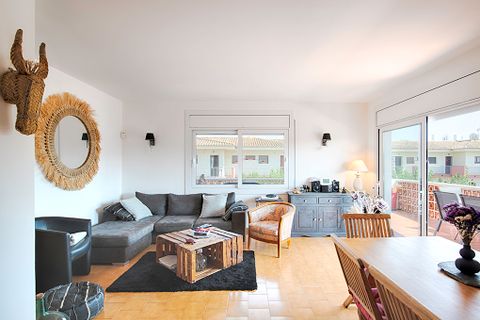 Lejlighed i Empuriabrava, Gerona, Empuriabrava - € 330.000 | Ref: W-02WQOI - foto 9