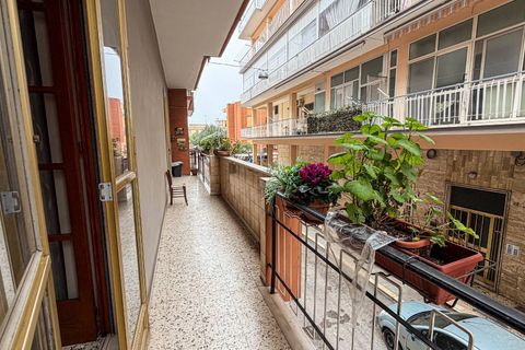 Lejlighed i Manfredonia, Foggia, Manfredonia - € 210.000 | Ref: VIA UMBERTO GIORDANO - foto 6
