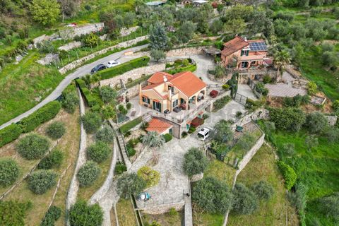 Villa a Finale Ligure, Savona, Finale Ligure - € 770.000 | Ref: 2006 - foto 6