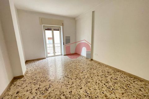 Apartamento en Benevento, Benevento, Benevento - € 550/mes | Ref: AA39846 - photo 2