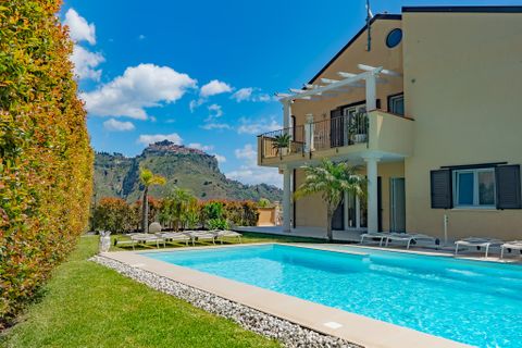 Villa a Taormina, Messina, Taormina - € 1.150.000 | Ref: Sicily4874 - foto 2