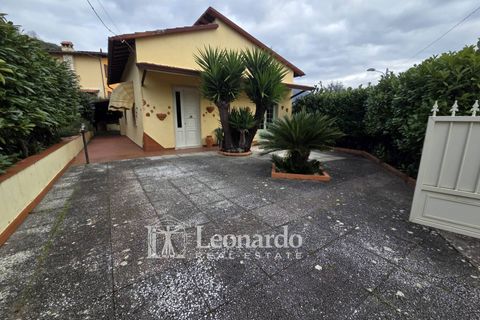 Villa i Massarosa, Lucca, Massarosa - € 260.000 | Ref: ES604 - foto 1