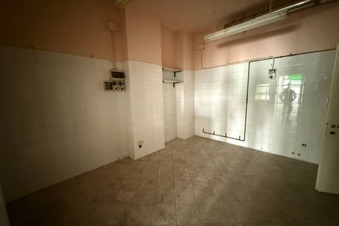 Erhvervsejendom i Fermo, Fermo, Fermo - € 128.000 | Ref: AQ03 - foto 4