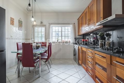 Villa i Almada, Setubal, Almada - € 750.000 | Ref: W-048HC6 - foto 11