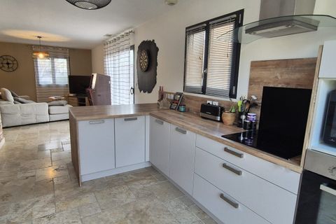 Villa in Arles, Bouches-du-Rhone, Arles - € 288.000 | Ref: VM1111-ACTIVPATRIMONIA - foto 1