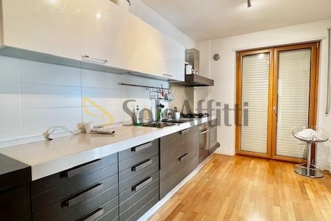 Apartament a Bari, Bari, Bari - € 1.100/mes | Ref: AA2594 - foto 7