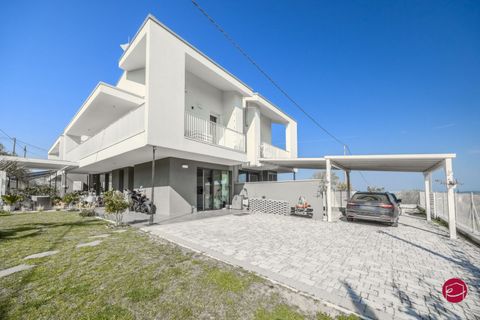 Villa a Santarcangelo Di Romagna, Rimini, Santarcangelo Di Romagna - € 480.000 | Ref: S-C2-035 - foto 50