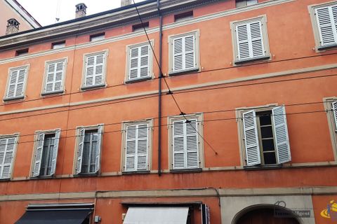 Apartament a Parma, Parma, Parma - € 600/mes | Ref: IS5555 - foto 9