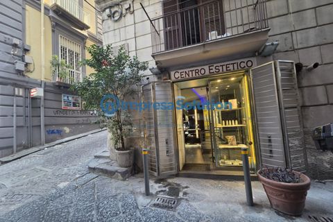 Erhvervsejendom i Naples, Naples, Naples - € 60.000 | Ref: Toledo.b - foto 1