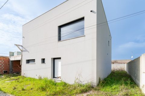 Villa i Alcobaca, Leiria, Alcobaca - € 180.000 | Ref: 016/2026.PA - foto 1
