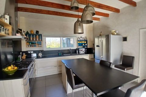 Villa em Rouillac, Charente, Rouillac - € 349.800 | Ref: BVI84172 - foto 4