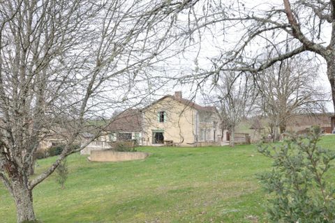 Villa a Aubeterre-sur-Dronne, Charente, Aubeterre-sur-Dronne - € 530.000 | Ref: BVI84615 - foto 2