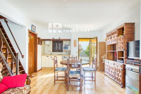 Villa a Roses, Gerona, Roses - € 235.000 | Ref: 3735 - foto 1