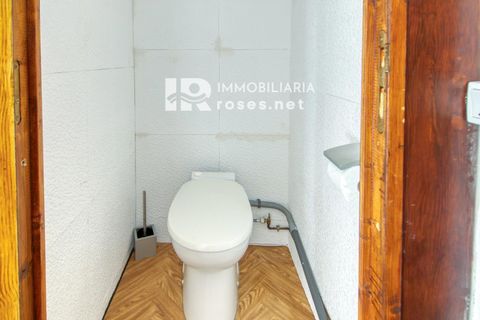Villa a Roses, Gerona, Roses - € 235.000 | Ref: 3735 - foto 19