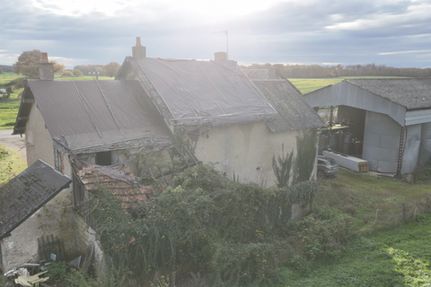 Villa i Alluy, Nievre, Alluy - € 49.500 | Ref: V10000115 - foto 3