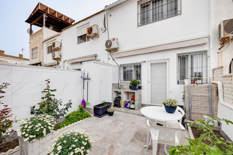 Byhus i Torrevieja, Alicante, Torrevieja - € 249.900 | Ref: 771005 - foto 20