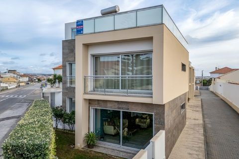 Villa i Ferrel, Leiria, Ferrel - € 660.000 | Ref: BL1336 - foto 2