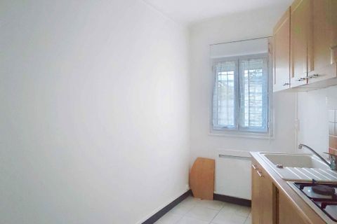 Apartament a Chateauroux, Indre, Chateauroux - € 400/mes | Ref: AN005524 - foto 2