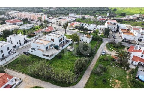 Helårsgrund i Quelfes, Faro, Quelfes - € 250.000 | Ref: UNU.I.1778.20554 - foto 12