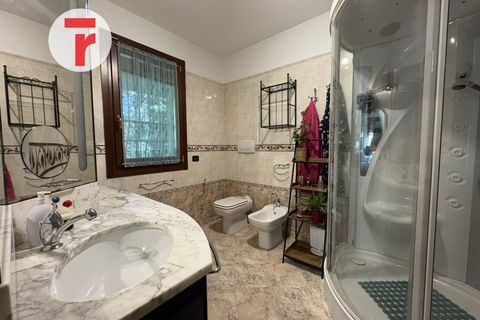 Villa a Padua, Padua, Padua - € 550.000 | Ref: iv214 - foto 15