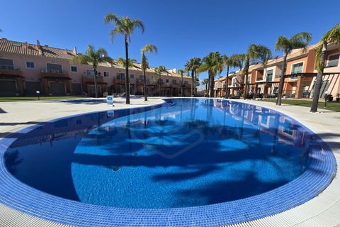 Villa i Albufeira, Faro, Albufeira - € 525.000 | Ref: CAS_54138 - foto 1