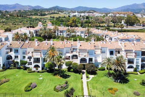 Lejlighed i Estepona, Malaga, Estepona - € 379.000 | Ref: R5337892 - foto 19