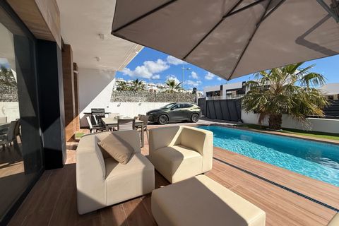 Villa i Finestrat, Alicante, Finestrat - € 765.000 | Ref: NCB8572 - foto 3