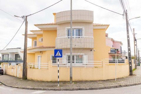 Villa i Seixal, Setubal, Seixal - € 590.000 | Ref: 121211362-13 - foto 2