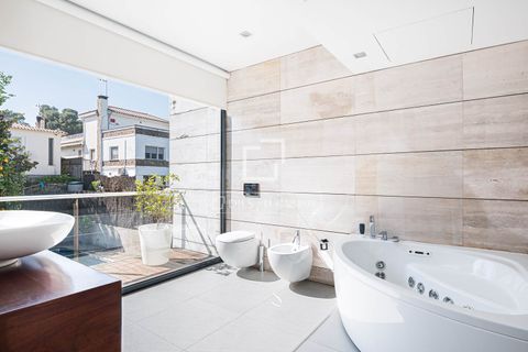 Villa a Valldoreix, Barcelona, Valldoreix - € 1.950.000 | Ref: STC67779 - foto 33