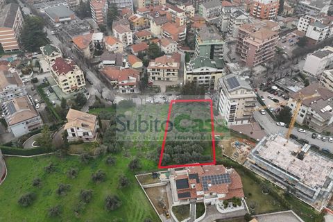 Helårsgrund i Chieti, Chieti, Chieti - € 220.000 | Ref: D 493 - foto 3