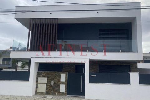 Villa i Corroios, Setubal, Corroios - € 750.000 | Ref: L1603/26 - foto 3