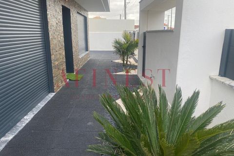 Villa i Corroios, Setubal, Corroios - € 750.000 | Ref: L1603/26 - foto 32