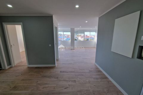 Lejlighed i Amadora, Lisbon, Amadora - € 349.000 | Ref: 001-1063AM - foto 28