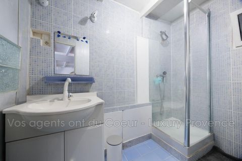 Landsbyhus i Simiane-Collongue, Bouches-du-Rhone, Simiane-Collongue - € 349.000 | Ref: 889V1879M - foto 8