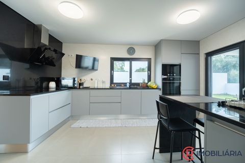 Villa i Setubal, Setubal, Setubal - € 750.000 | Ref: 0101297 - foto 3