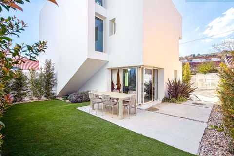 Villa i Oeiras, Lisbon, Oeiras - € 790.000 | Ref: L1020233 - foto 3