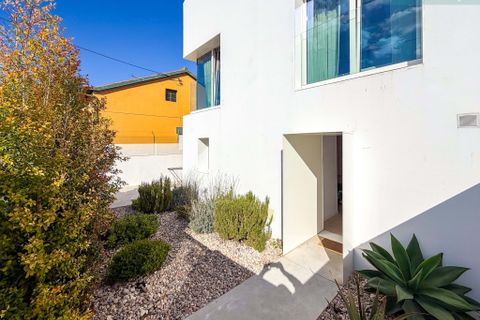 Villa i Oeiras, Lisbon, Oeiras - € 790.000 | Ref: L1020233 - foto 27