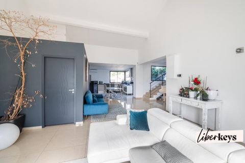 Villa i Marseille, Bouches-du-Rhone, Marseille - € 834.900 | Ref: DOM28894 - foto 1